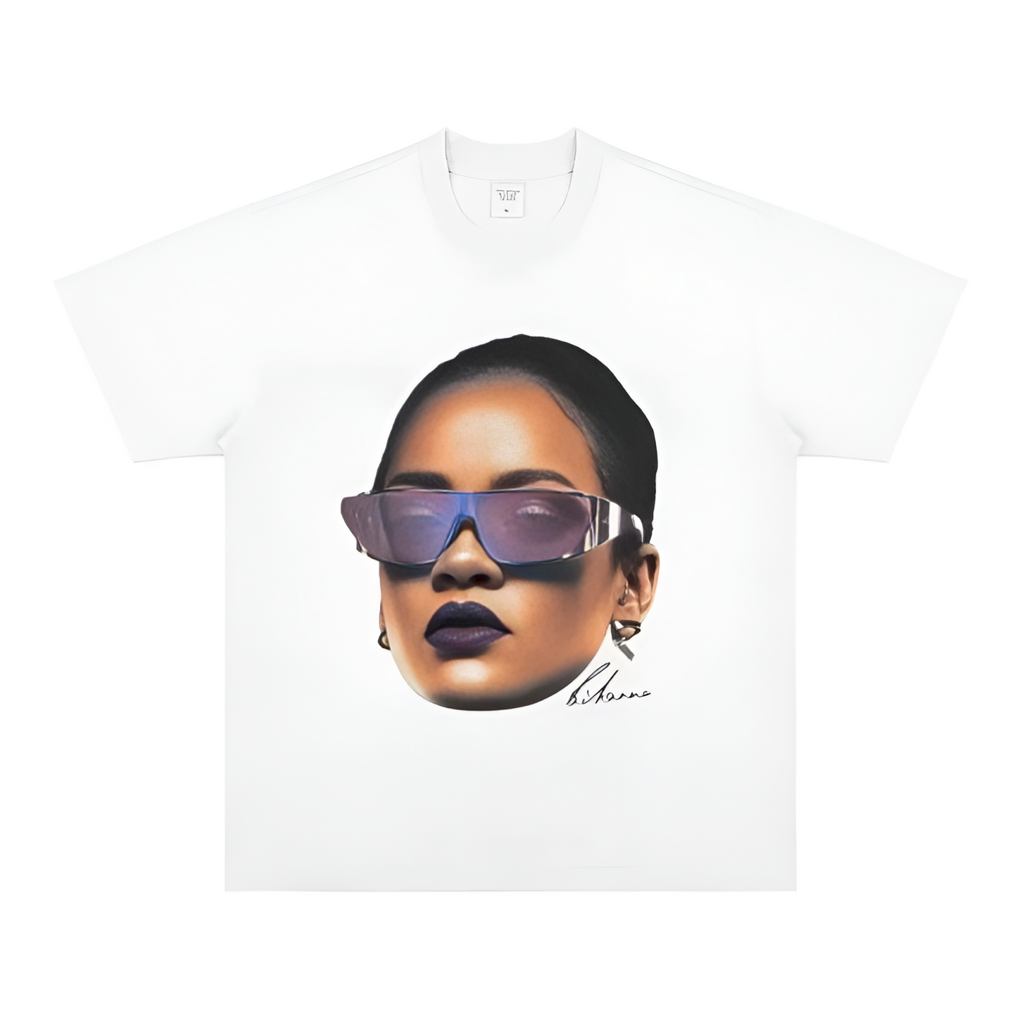 RIHANNA TEE